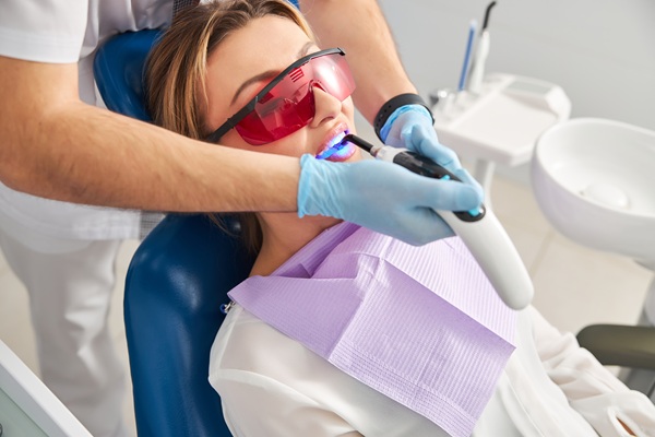 How Laser Dentists Repair Cavities And Gum Disease Without Drills And Scalpels
